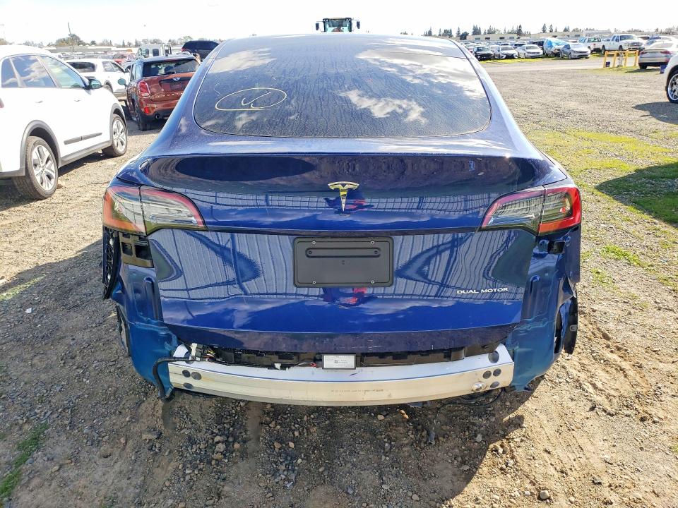 Продажа на аукционе авто 2022 Tesla Model Y, vin: 7SAYGAEE1NF549792, номер лота: 79682925