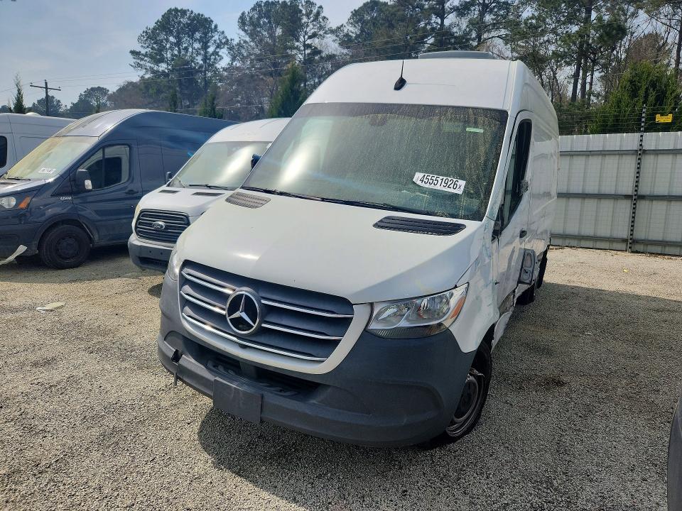 45551926 :رقم المزاد ، W1W4EBHY7LT040933 vin ، 2020 Mercedes-benz Sprinter مزاد بيع