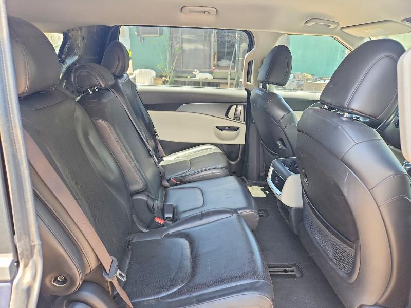 Продаж на аукціоні авто 2022 Kia Carnival, vin: KNDNB4H35N6127143, номер лоту: 47817606