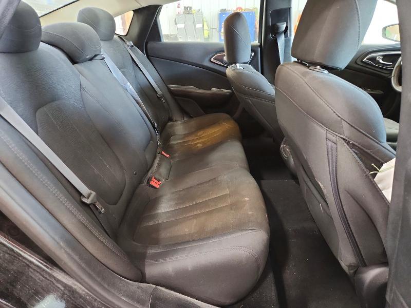 45603146 :رقم المزاد ، 1C3CCCAG0GN155912 vin ، 2016 Chrysler 200 مزاد بيع