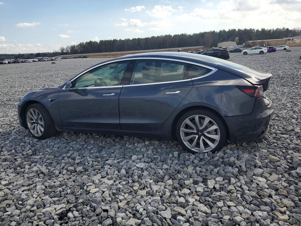 78273265 :رقم المزاد ، 5YJ3E1EAXJF024010 vin ، 2018 Tesla Model 3 مزاد بيع