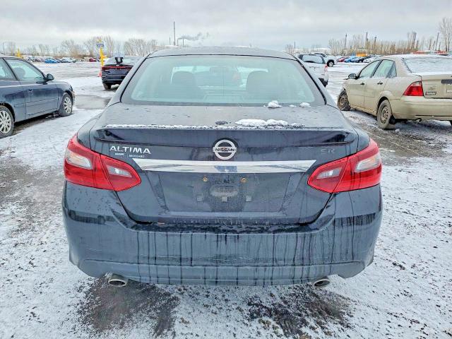 2017 Nissan Altima მანქანა იყიდება აუქციონზე, vin: 1N4AL3AP5HN329368, აუქციონის ნომერი: 46453066