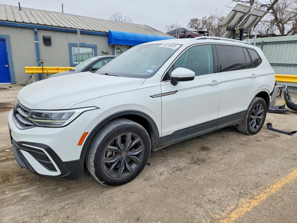 Продаж на аукціоні авто 2022 Volkswagen Tiguan, vin: 3VV2B7AX2NM101246, номер лоту: 78376605