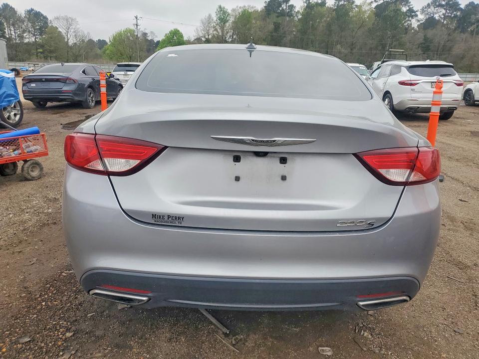 Продажа на аукционе авто 2015 Chrysler 200, vin: 1C3CCCBB8FN564144, номер лота: 41648126
