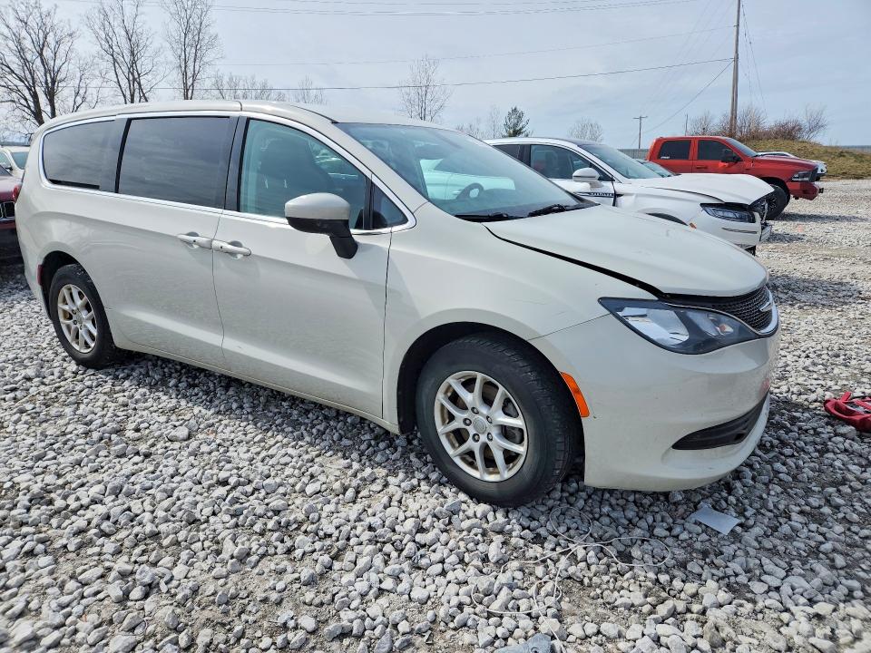 47501206 :رقم المزاد ، 2C4RC1DG0HR577267 vin ، 2017 Chrysler Pacifica مزاد بيع