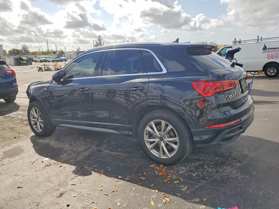 Продажа на аукционе авто 2023 Audi Q3, vin: WA1DECF31P1090537, номер лота: 46261786