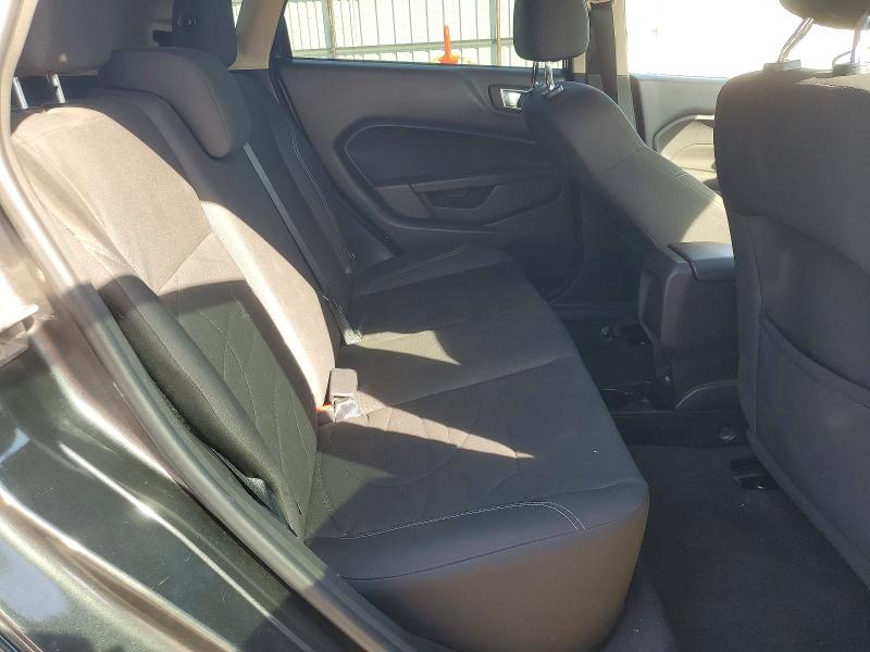41668276 :رقم المزاد ، 3FADP4EJ1GM174713 vin ، 2016 Ford Fiesta مزاد بيع