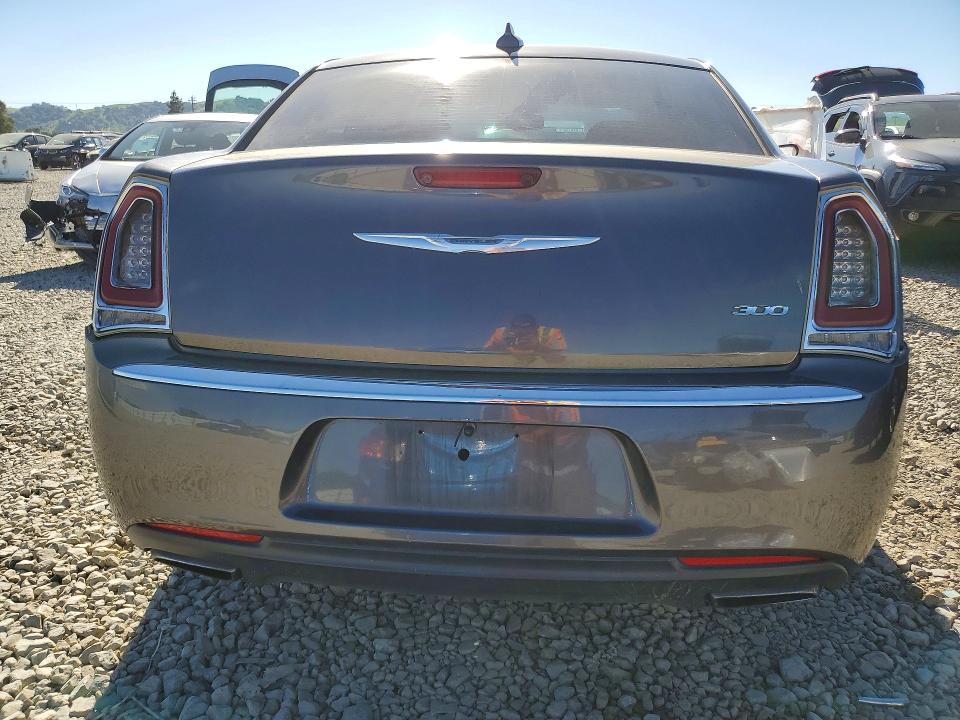 Aukcja sprzedaży 2016 Chrysler 300, vin: 2C3CCAAG3GH123923, numer aukcji: 42010476