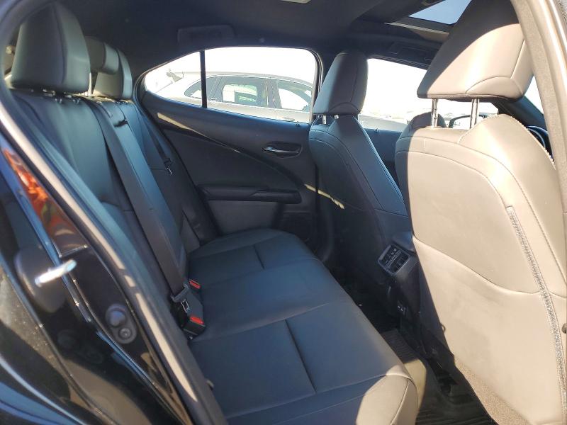 45887346 :رقم المزاد ، JTHP6JBH1R2184015 vin ، 2024 Lexus Ux 250h مزاد بيع