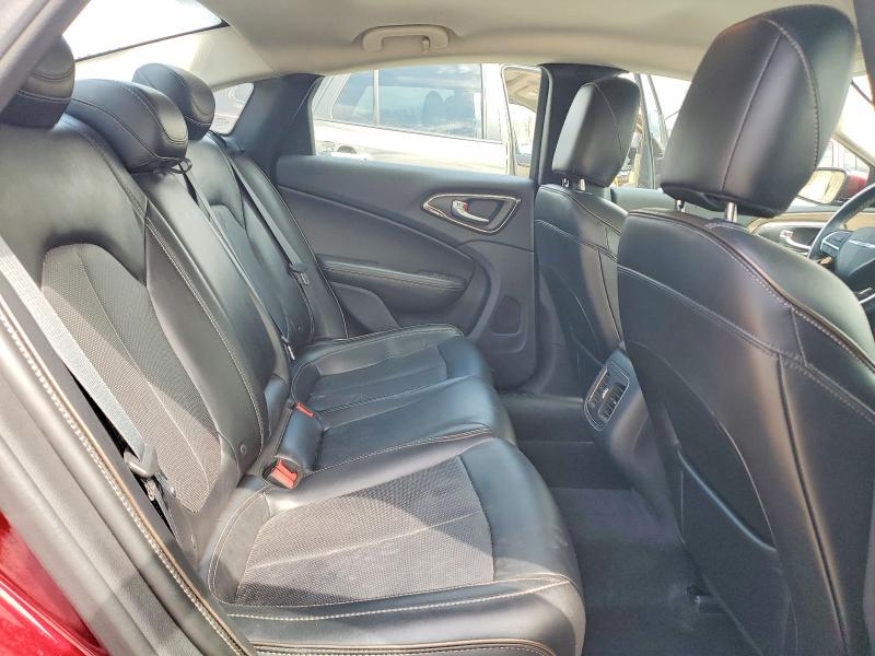 47935326 :رقم المزاد ، 1C3CCCCG8FN565157 vin ، 2015 Chrysler 200 مزاد بيع