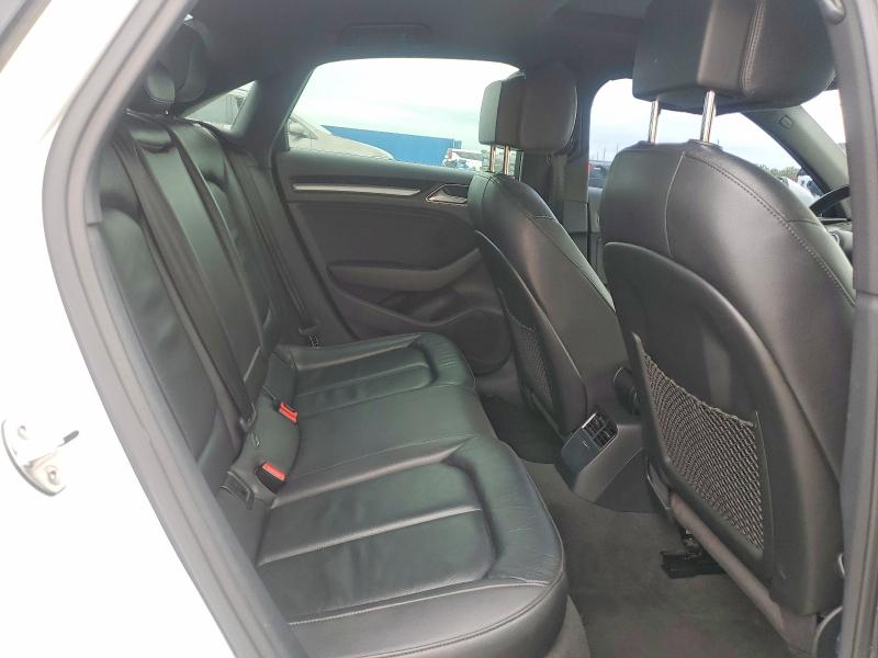 Продаж на аукціоні авто 2018 Audi A3, vin: WAUAUGFF9J1088827, номер лоту: 46183156