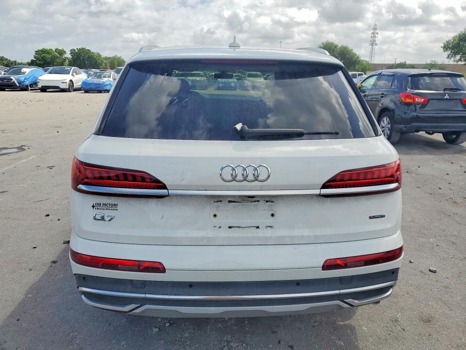 47860256 :رقم المزاد ، WA1LXAF7XMD014161 vin ، 2021 Audi Q7 مزاد بيع