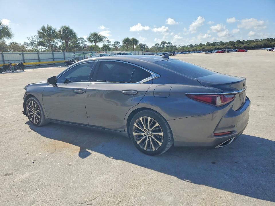 45583766 :رقم المزاد ، 58ADZ1B19MU094529 vin ، 2021 Lexus Es 350 مزاد بيع