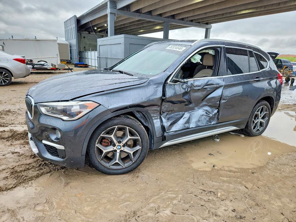 46524546 :رقم المزاد ، WBXHT3C57K5L36949 vin ، 2019 Bmw X1 مزاد بيع