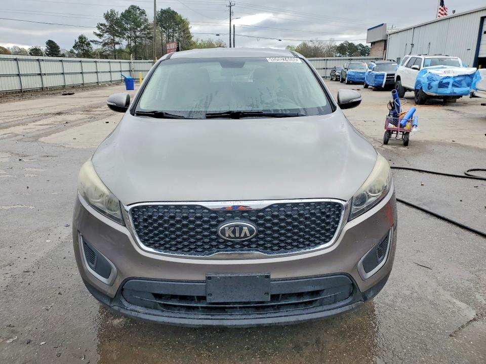 2017 Kia Sorento მანქანა იყიდება აუქციონზე, vin: 5XYPG4A38HG320666, აუქციონის ნომერი: 45507466