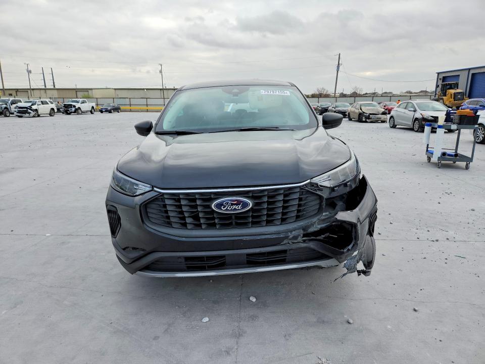 Продажа на аукционе авто 2023 Ford Escape, vin: 1FMCU0GN4PUB00216, номер лота: 79797155