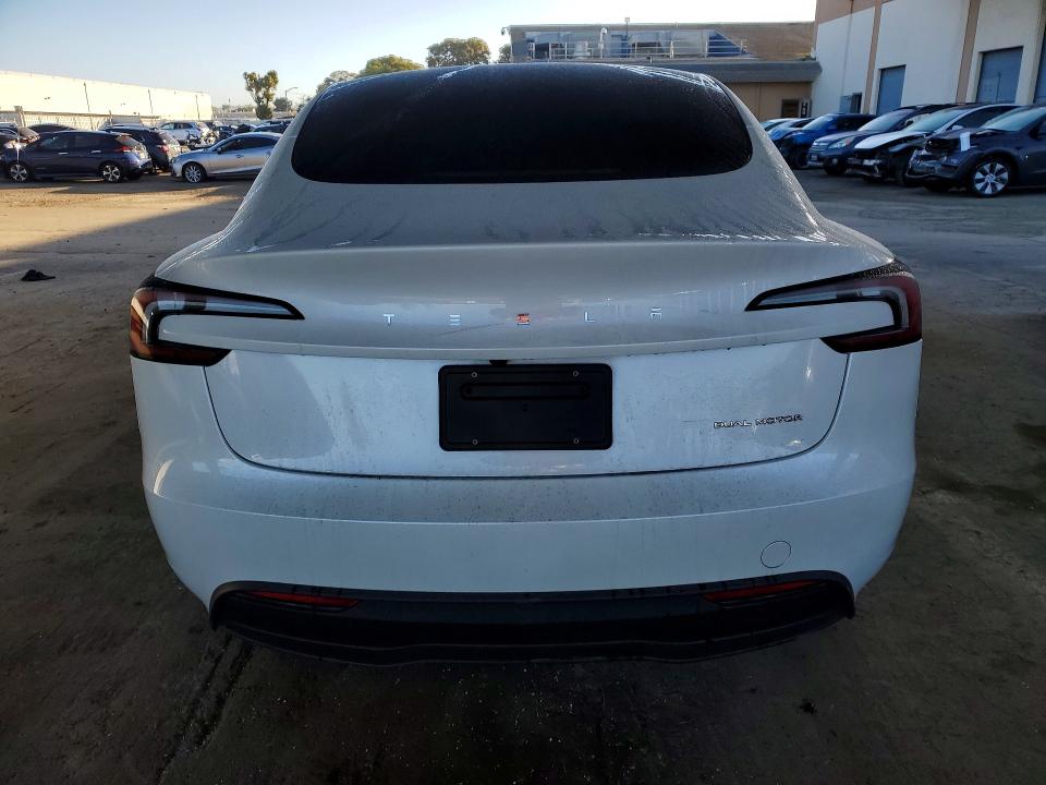 Продажа на аукционе авто 2024 Tesla Model 3, vin: 5YJ3E1EB7RF821187, номер лота: 45641246
