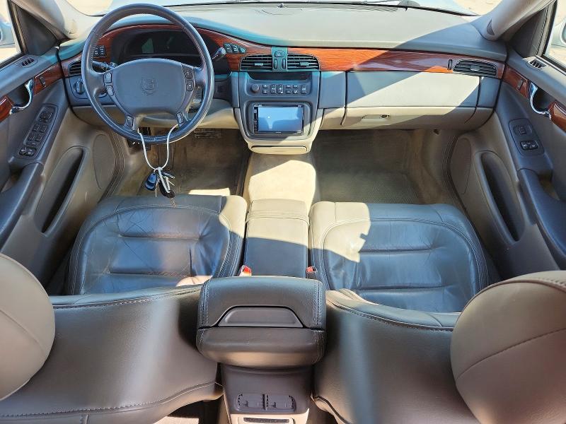 45766256 :رقم المزاد ، 1G6KD54Y3YU208018 vin ، 2000 Cadillac Deville مزاد بيع