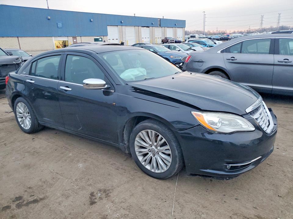 47020286 :رقم المزاد ، 1C3CCBCG9CN326237 vin ، 2012 Chrysler 200 مزاد بيع