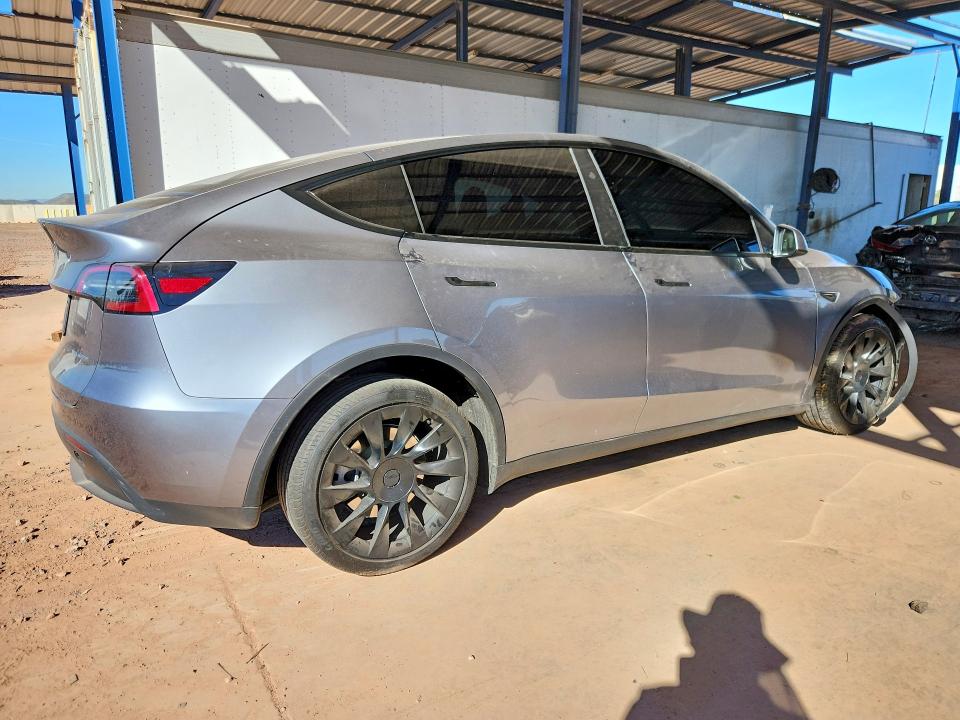 Продажа на аукционе авто 2025 Tesla Model Y, vin: 7SAYGDEE1SF295126, номер лота: 46693136