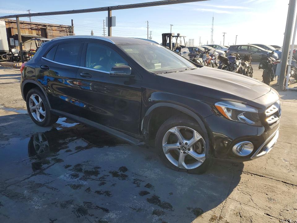 78735695 :رقم المزاد ، WDCTG4EB5JJ454907 vin ، 2018 Mercedes-benz Gla مزاد بيع