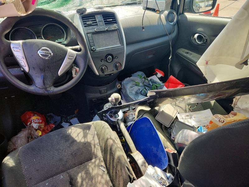 47034986 :رقم المزاد ، 3N1CN7AP8KL863690 vin ، 2019 Nissan Versa مزاد بيع