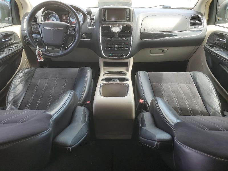 45743716 :رقم المزاد ، 2C4RC1CG3ER328829 vin ، 2014 Chrysler Town & Country مزاد بيع