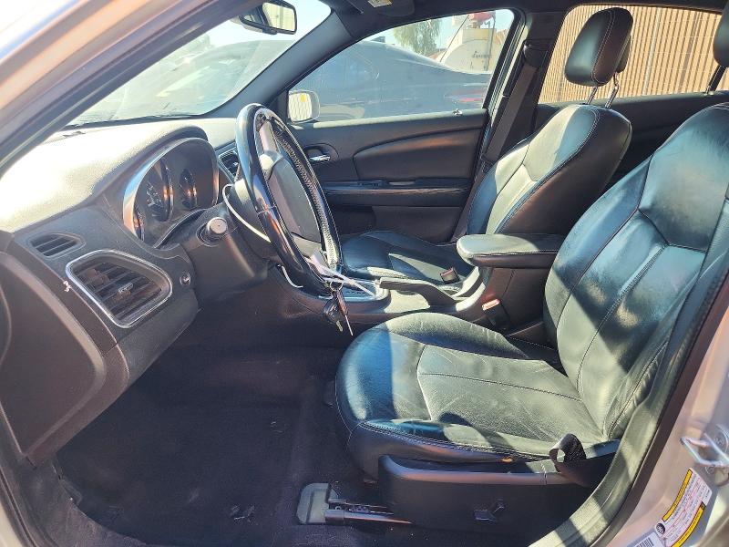 45486316 :رقم المزاد ، 1C3CCBCG1CN101889 vin ، 2012 Chrysler 200 مزاد بيع