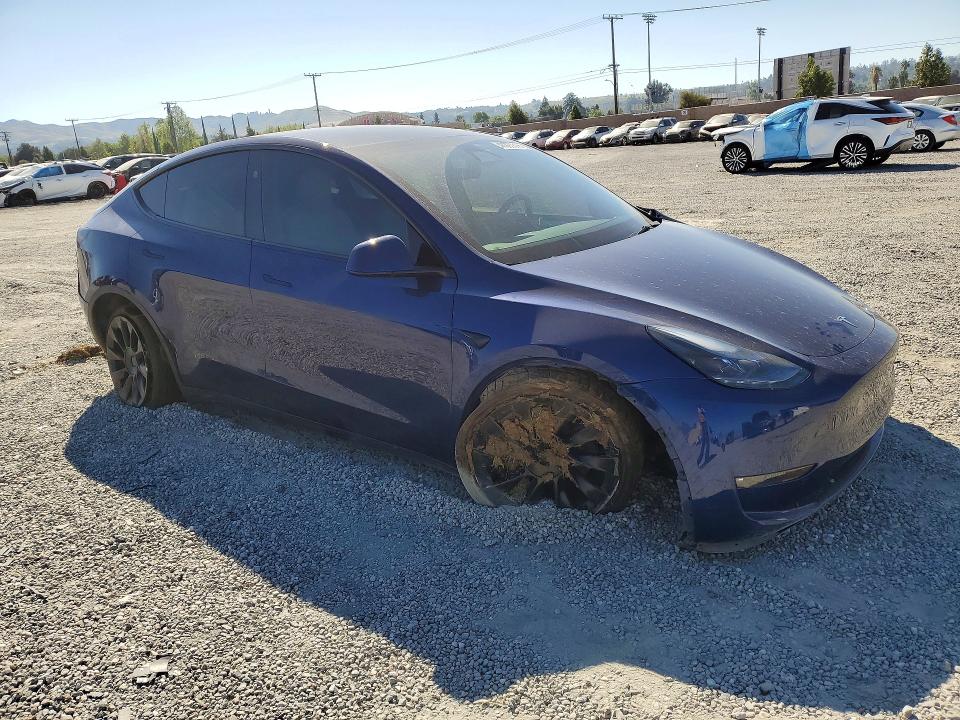 47203616 :رقم المزاد ، 7SAYGDEE6RF005151 vin ، 2024 Tesla Model Y مزاد بيع