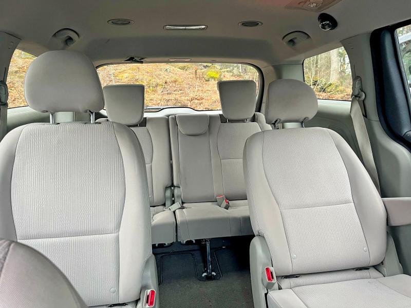 48525966 :رقم المزاد ، KNDMB5C18K6525496 vin ، 2019 Kia Sedona مزاد بيع