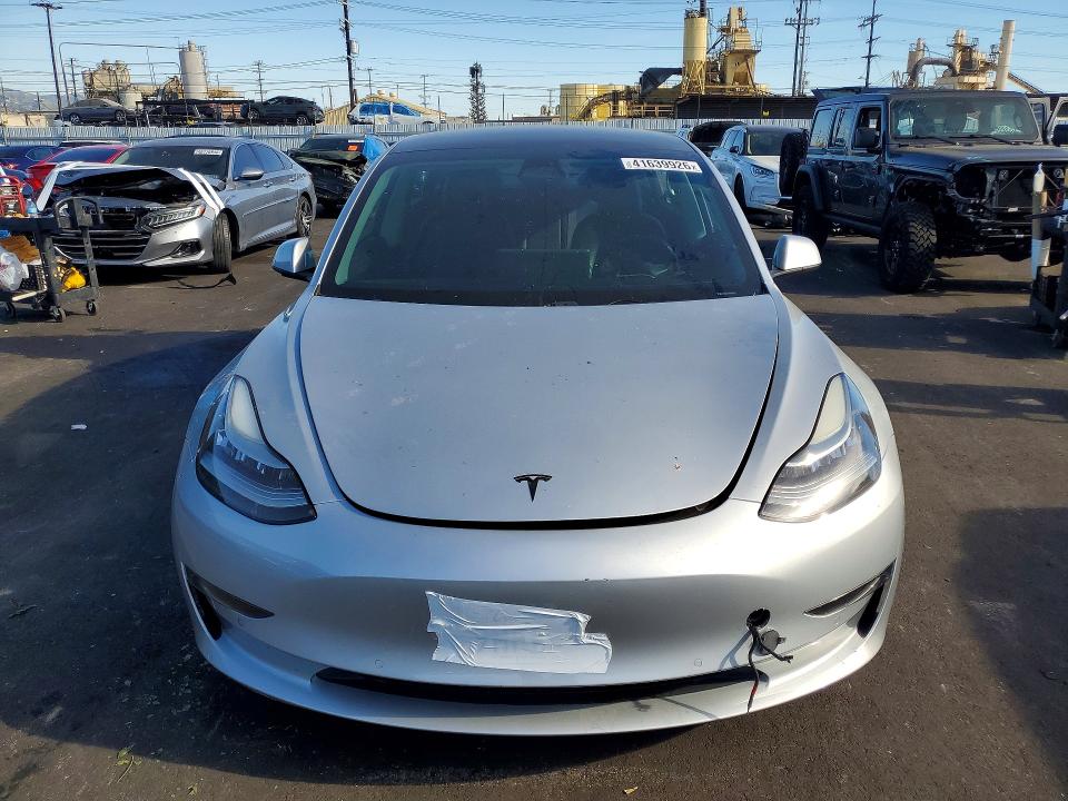 Продажа на аукционе авто 2018 Tesla Model 3, vin: 5YJ3E1EAXJF060537, номер лота: 41639926