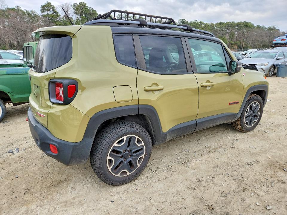 2015 Jeep Renegade მანქანა იყიდება აუქციონზე, vin: ZACCJBCT0FPB74863, აუქციონის ნომერი: 46856736