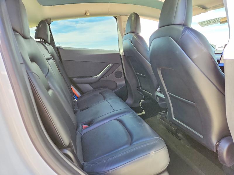 79523025 :رقم المزاد ، 5YJYGDEE7MF200097 vin ، 2021 Tesla Model Y مزاد بيع