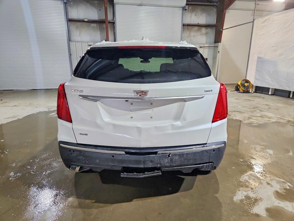 79635955 :رقم المزاد ، 1GYKNDRS6HZ105732 vin ، 2017 Cadillac Xt5 مزاد بيع