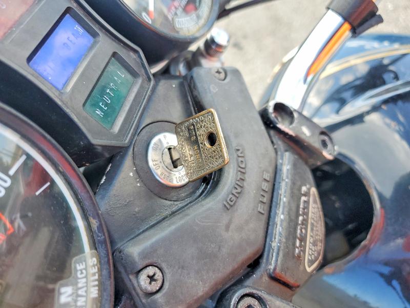 46277526 :رقم المزاد ، JH2SC0404BC103179 vin ، 1981 Honda Cb900 مزاد بيع