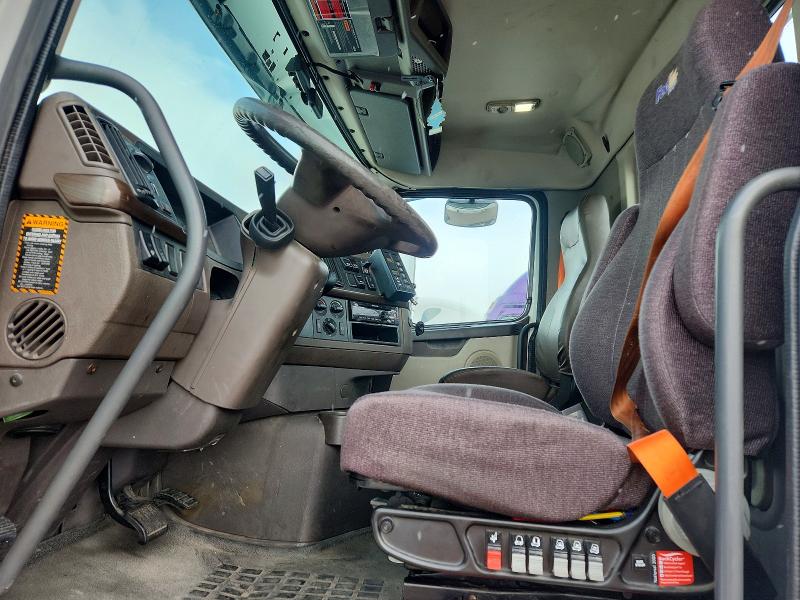 2017 Volvo Vnl მანქანა იყიდება აუქციონზე, vin: 4V4N39TGXHN987994, აუქციონის ნომერი: 46206886