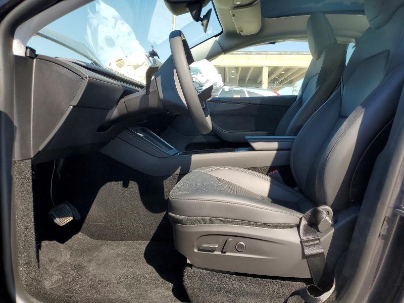 Продажа на аукционе авто 2026 Tesla Model Y, vin: 7SAYGDED6TA472792, номер лота: 46941416