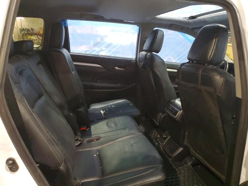 45521886 :رقم المزاد ، 5TDJZRFHXJS534066 vin ، 2018 Toyota Highlander مزاد بيع