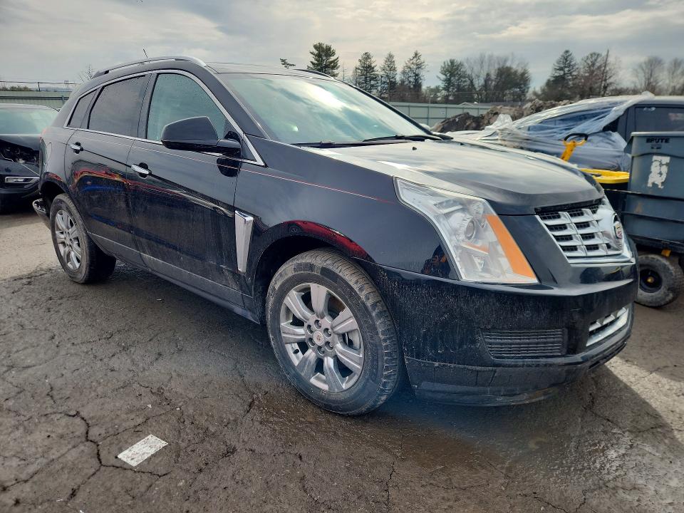79723965 :رقم المزاد ، 3GYFNBE39FS547581 vin ، 2015 Cadillac Srx مزاد بيع