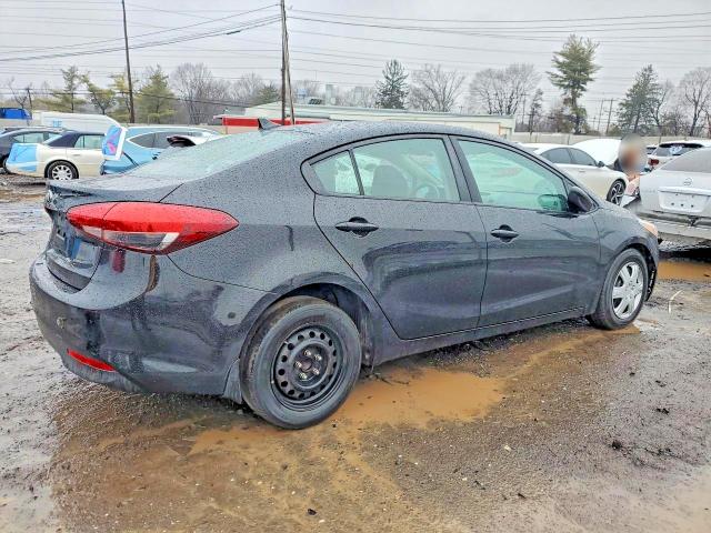 79916635 :رقم المزاد ، 3KPFK4A78HE135088 vin ، 2017 Kia Forte مزاد بيع