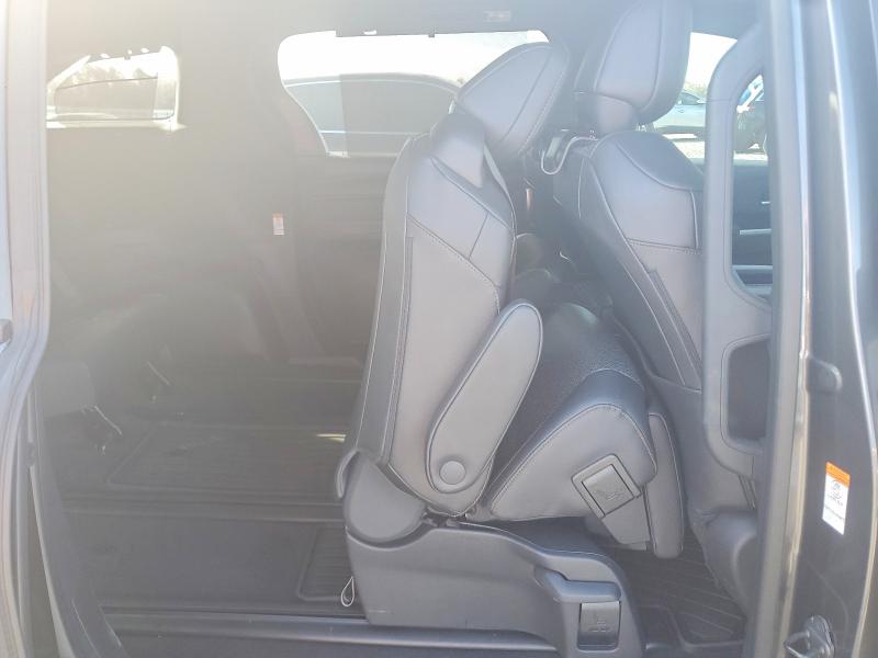 79828985 :رقم المزاد ، 5TDERKEC4SS284680 vin ، 2025 Toyota Sienna مزاد بيع