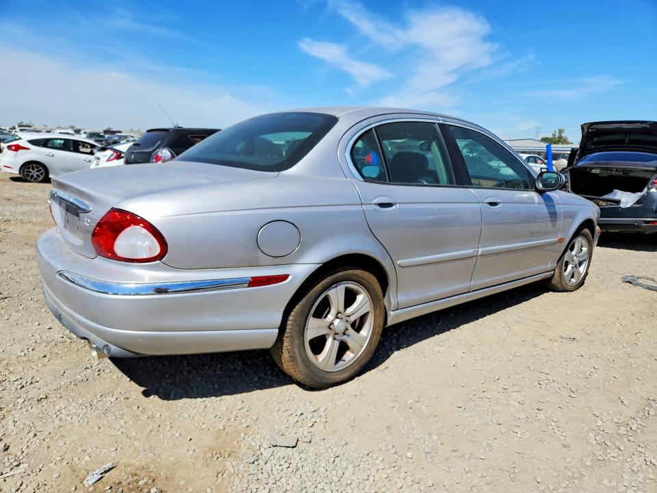45564996 :رقم المزاد ، SAJEA51C22WC58694 vin ، 2002 Jaguar X-type مزاد بيع