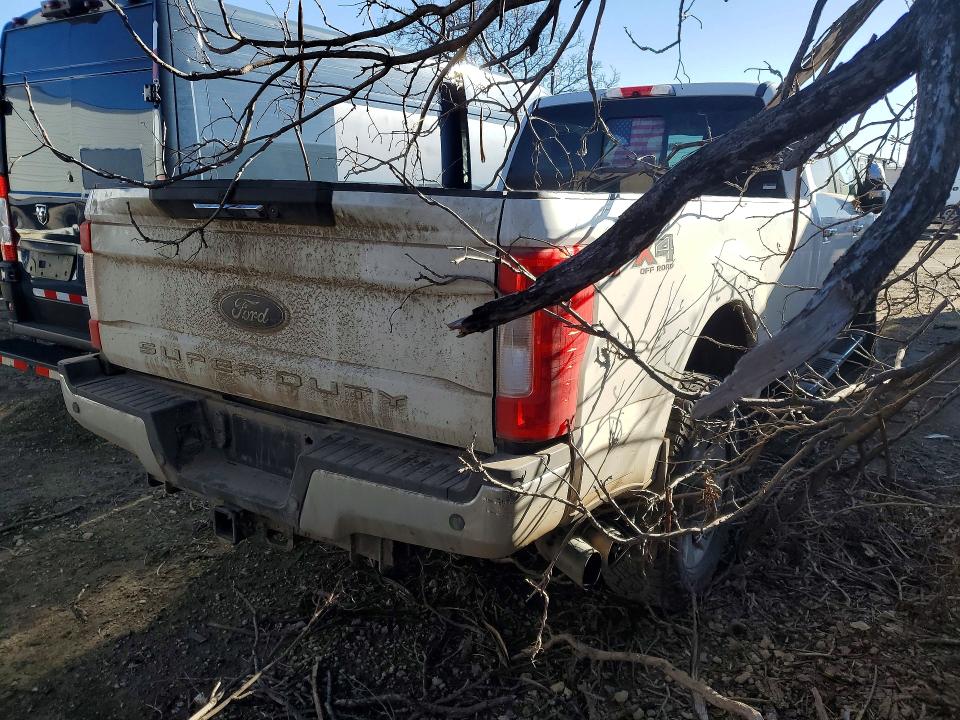 Продажа на аукционе авто 2018 Ford F350, vin: 1FT8W3BT5JEB50927, номер лота: 45593166