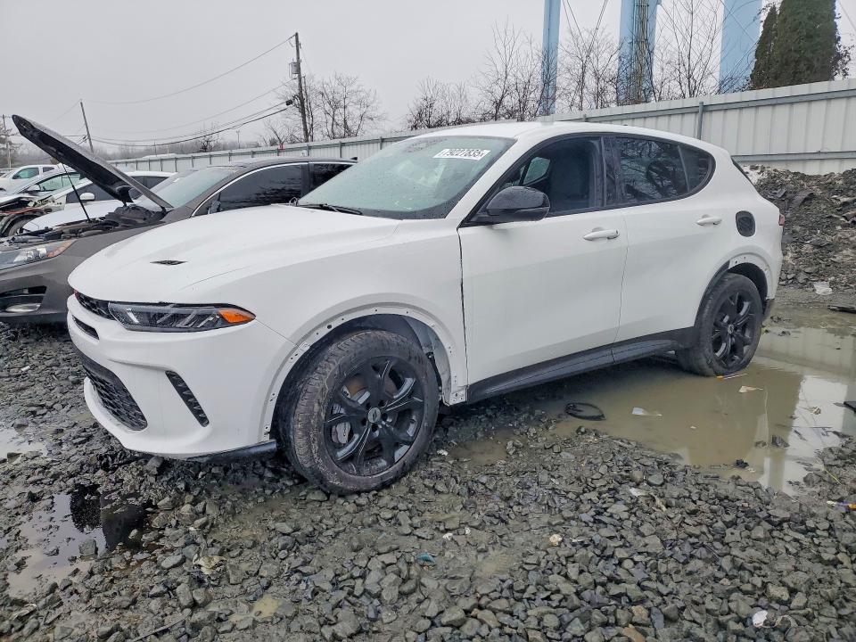 79227835 :رقم المزاد ، ZACPDFCW7R3A31802 vin ، 2024 Dodge Hornet مزاد بيع