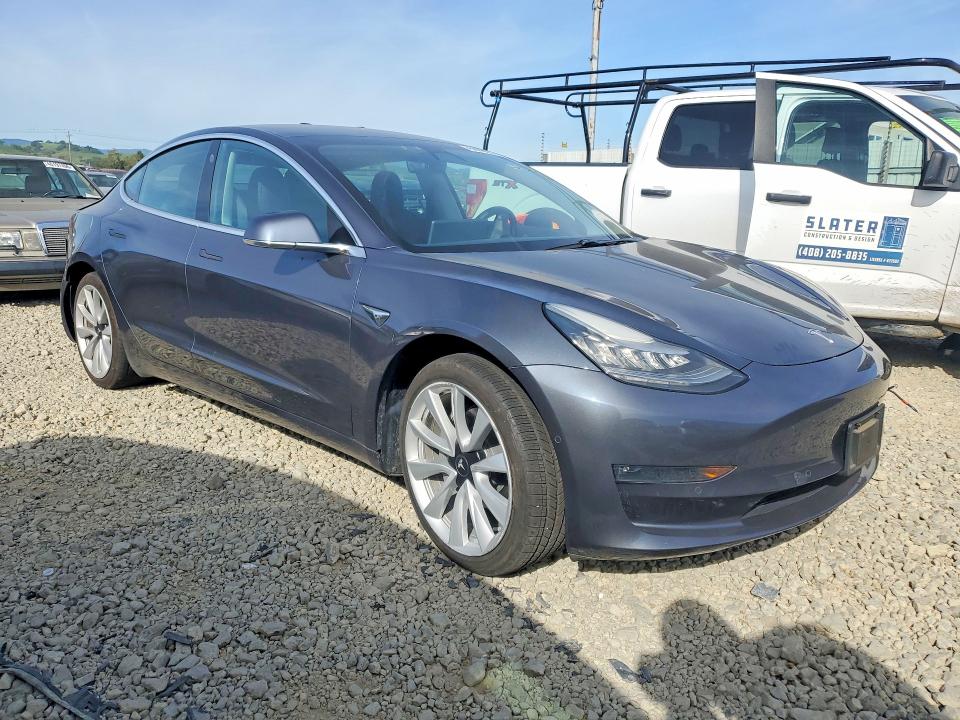 45878166 :رقم المزاد ، 5YJ3E1EBXLF620214 vin ، 2020 Tesla Model 3 مزاد بيع