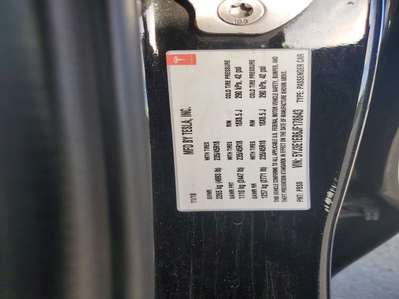 47627886 :رقم المزاد ، 5YJ3E1EB6JF178643 vin ، 2018 Tesla Model 3 مزاد بيع
