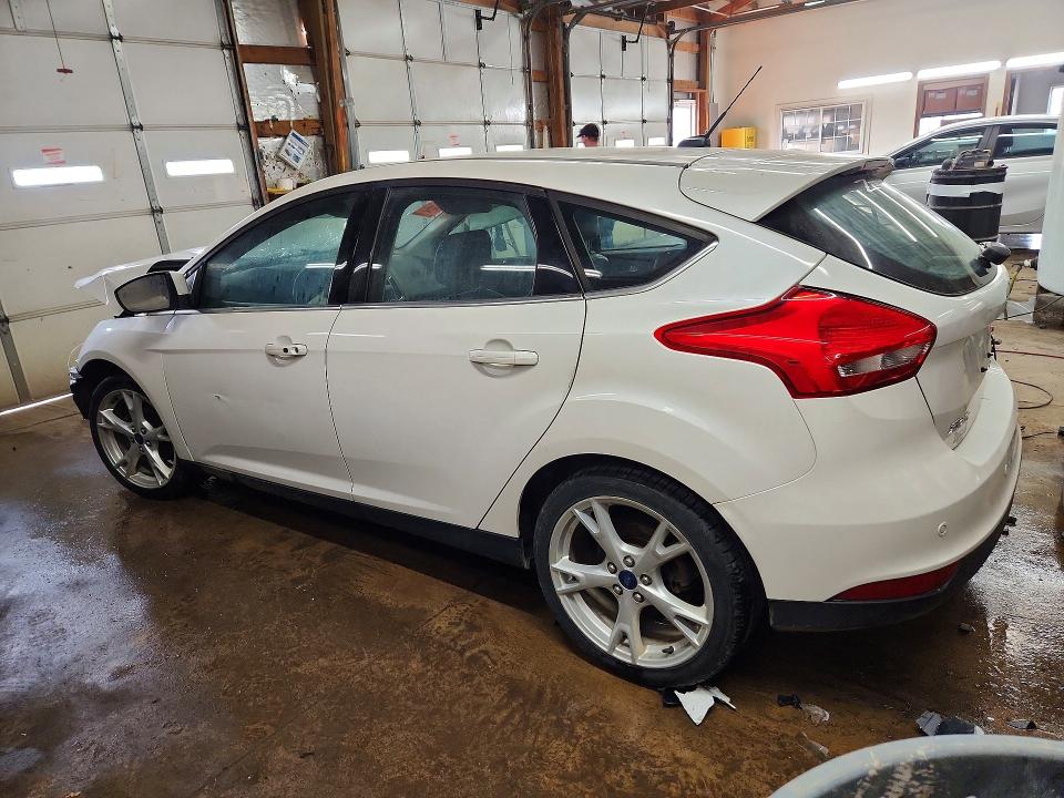 47104026 :رقم المزاد ، 1FADP3N27FL303508 vin ، 2015 Ford Focus مزاد بيع