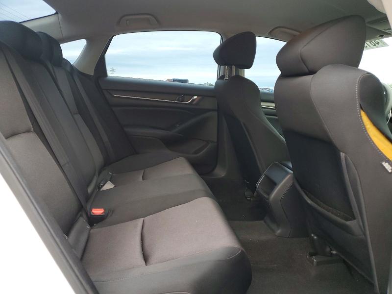 Продаж на аукціоні авто 2018 Honda Accord, vin: 1HGCV1F17JA136840, номер лоту: 46195696