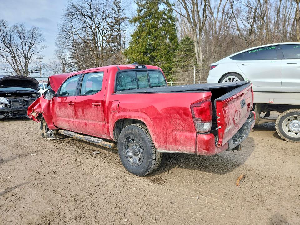79990525 :رقم المزاد ، 3TMCZ5AN8JM173337 vin ، 2018 Toyota Tacoma مزاد بيع