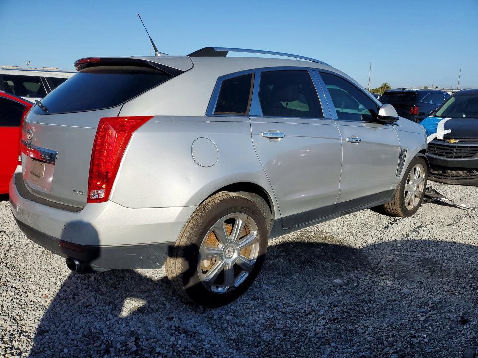 79535145 :رقم المزاد ، 3GYFNDE37DS520355 vin ، 2013 Cadillac Srx مزاد بيع